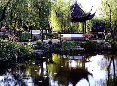 游蘇州拙政園有感 游蘇州拙政園有感